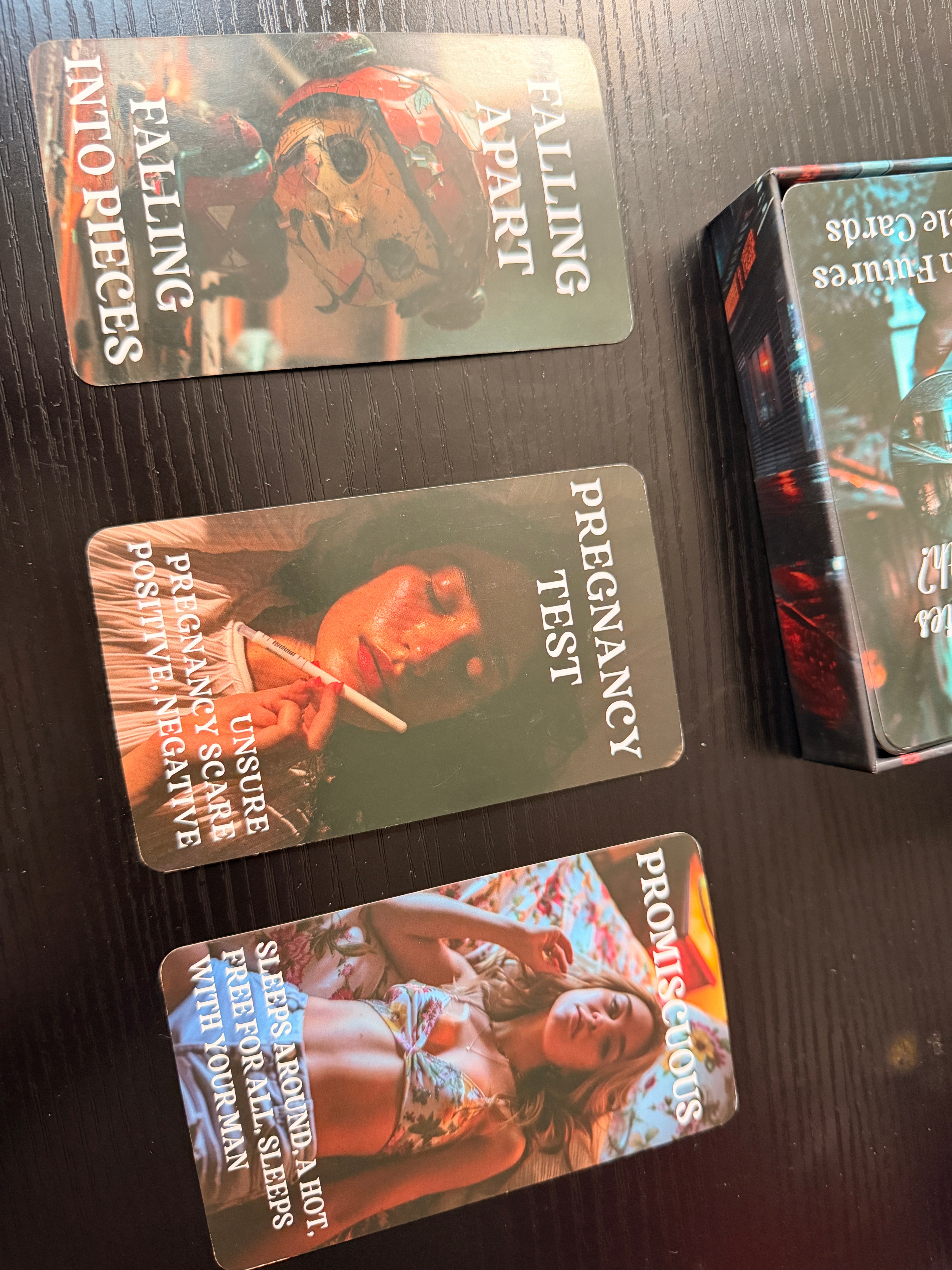 3 card ( what lies beneath )