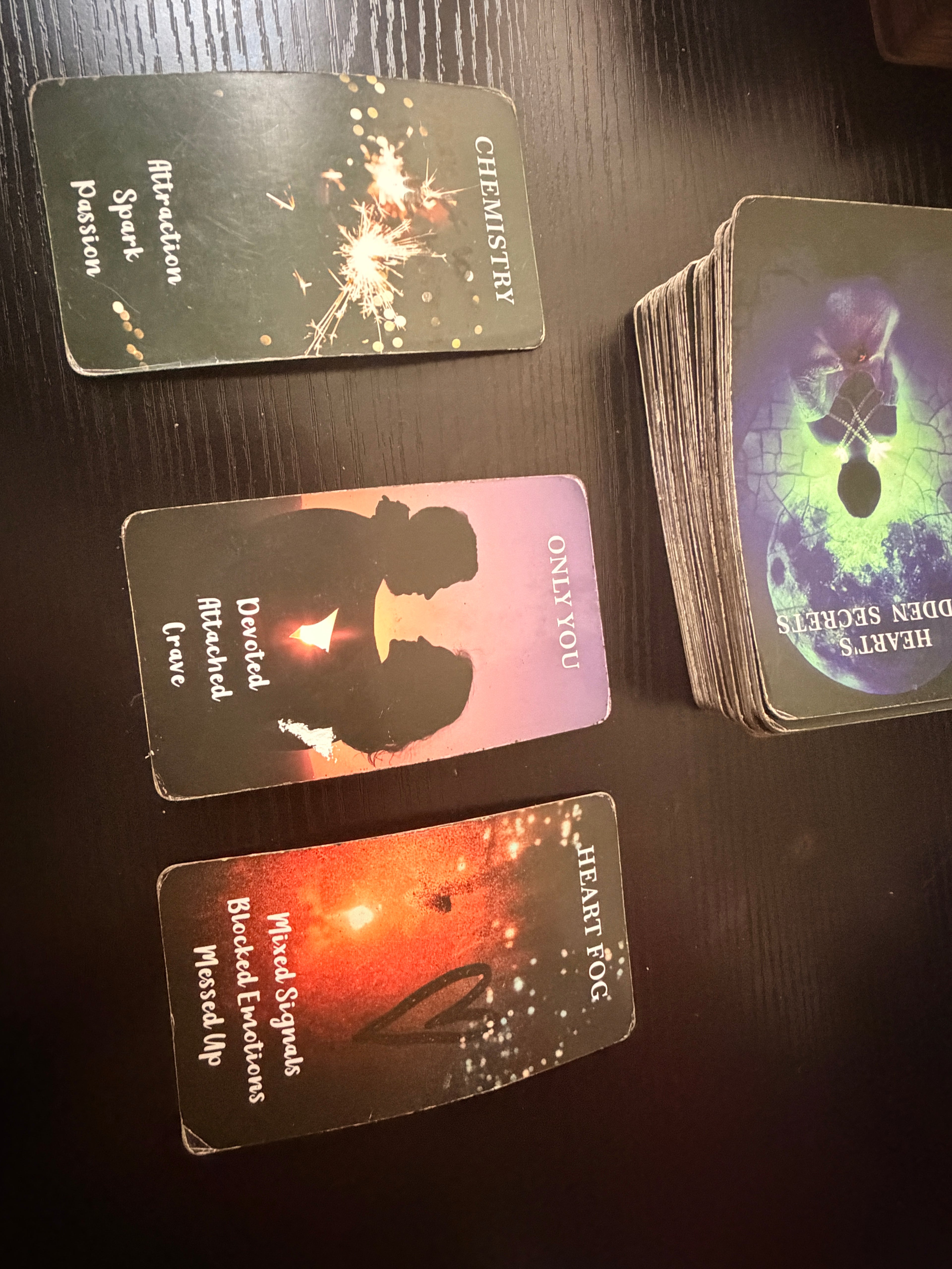 3 card ( hidden secret )